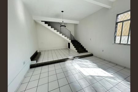Sala de casa de condomínio para alugar com 2 quartos, 70m² em Anchieta, Nilópolis