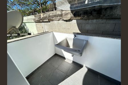Casa de condomínio para alugar com 70m², 2 quartos e sem vagaÁrea de Serviço