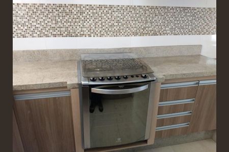Casa para alugar com 360m², 5 quartos e 2 vagas Casa para alugar com 360m², 5 quartos e 2 vagasCozinha