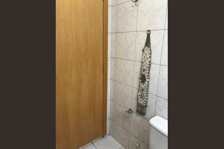 Casa para alugar com 360m², 5 quartos e 2 vagas Casa para alugar com 360m², 5 quartos e 2 vagasBanheiro