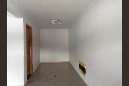 Casa para alugar com 360m², 5 quartos e 2 vagas Casa para alugar com 360m², 5 quartos e 2 vagasCorredor
