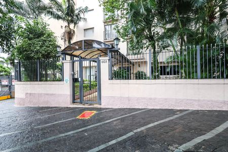 Fachada de apartamento para alugar com 1 quarto, 80m² em Cambuci, São Paulo