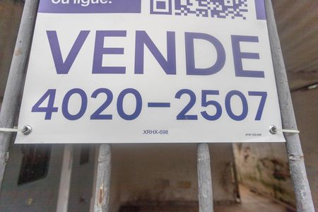 Casa à venda com 263m², 5 quartos e 6 vagasPlaca código 