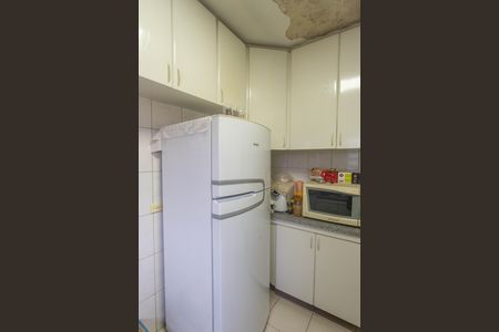 Casa à venda com 263m², 5 quartos e 6 vagasCasa 1 - cozinha 