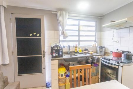 Casa à venda com 263m², 5 quartos e 6 vagasCasa 3 - cozinha 