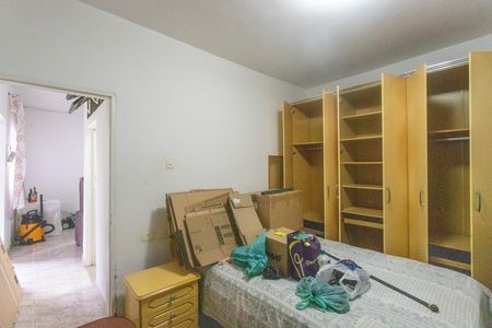 Casa à venda com 263m², 5 quartos e 6 vagasCasa 2 - quarto 2