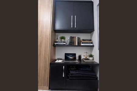 Foto 05 de apartamento à venda com 2 quartos, 57m² em Conjunto Promorar Raposo Tavares, São Paulo