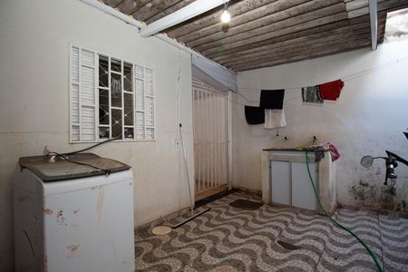 Casa à venda com 170m², 2 quartos e 3 vagas Casa à venda com 170m², 2 quartos e 3 vagasÁrea de Serviço