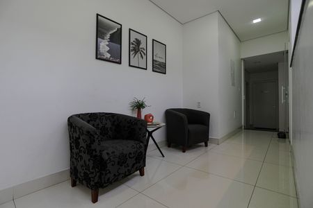 Entrada de kitnet/studio para alugar com 1 quarto, 100m² em Carmo, Mogi das Cruzes