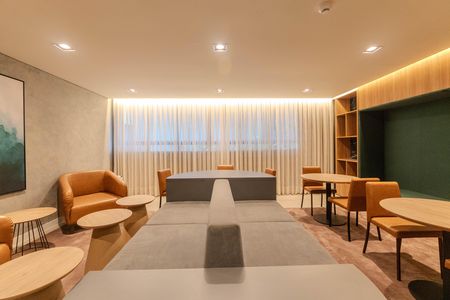 Apartamento à venda com 27m², 1 quarto e sem vagaÁrea comum - Salão de festas