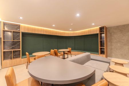 Apartamento à venda com 27m², 1 quarto e sem vagaÁrea comum - Salão de festas