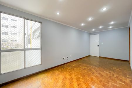 Sala de apartamento para alugar com 3 quartos, 62m² em Iapi, Osasco