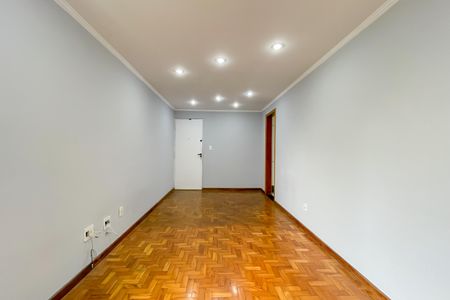 Apartamento para alugar com 62m², 3 quartos e 1 vaga Apartamento para alugar com 62m², 3 quartos e 1 vagaSala