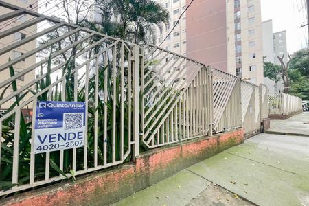 Apartamento para alugar com 62m², 3 quartos e 1 vaga Apartamento para alugar com 62m², 3 quartos e 1 vagaFachada