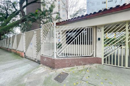 Apartamento para alugar com 62m², 3 quartos e 1 vaga Apartamento para alugar com 62m², 3 quartos e 1 vagaFachada