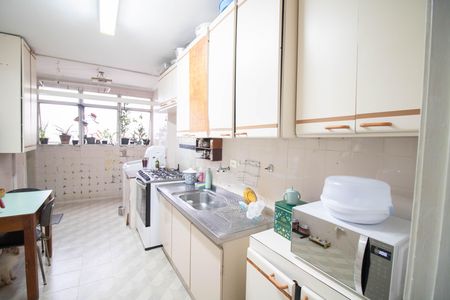 Apartamento para alugar com 64m², 2 quartos e 1 vagaCOZINHA E ÁREA DE SERVIÇO