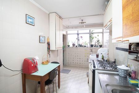 Apartamento para alugar com 64m², 2 quartos e 1 vagaCOZINHA E ÁREA DE SERVIÇO