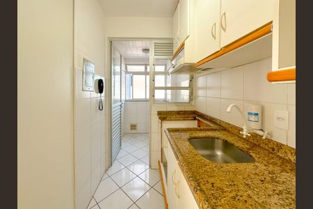 Apartamento para alugar com 52m², 2 quartos e 1 vagaCozinha