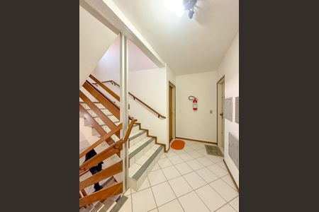 Apartamento para alugar com 52m², 2 quartos e 1 vagaHall social