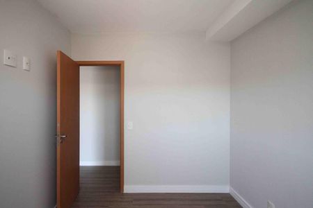 Casa para alugar com 56m², 2 quartos e 1 vaga Casa para alugar com 56m², 2 quartos e 1 vagaQuarto