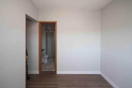 Casa para alugar com 56m², 2 quartos e 1 vaga Casa para alugar com 56m², 2 quartos e 1 vagaSuite