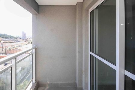 Casa para alugar com 56m², 2 quartos e 1 vaga Casa para alugar com 56m², 2 quartos e 1 vagaVaranda