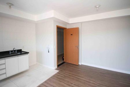 Casa para alugar com 56m², 2 quartos e 1 vaga Casa para alugar com 56m², 2 quartos e 1 vagaSala
