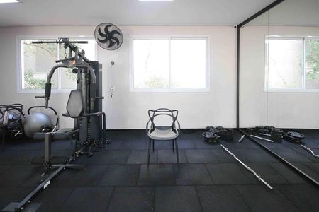 Casa para alugar com 56m², 2 quartos e 1 vaga Casa para alugar com 56m², 2 quartos e 1 vagaÁrea comum - Academia