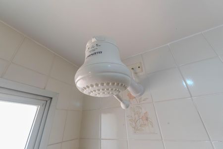 Banheiro da suíte de apartamento para alugar com 2 quartos, 50m² em Bela Vista, São Paulo