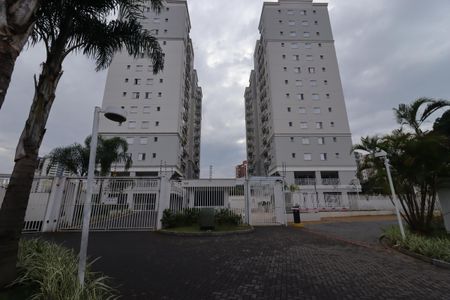 Apartamento à venda com 38m², 1 quarto e 1 vagaFachada