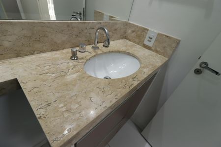 Banheiro - Pia de apartamento à venda com 1 quarto, 38m² em Santa Terezinha, Santo André