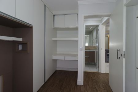 Apartamento à venda com 38m², 1 quarto e 1 vagaQuarto