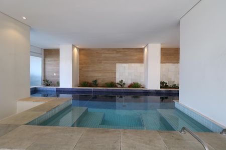 Apartamento à venda com 38m², 1 quarto e 1 vagaÁrea Comum - Piscina