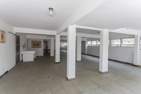 Apartamento para alugar com 105m², 3 quartos e 2 vagasÁrea comum - Salão de festas