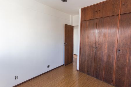 Apartamento para alugar com 105m², 3 quartos e 2 vagasQuarto 2