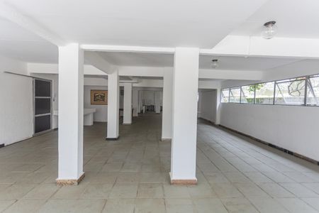 Apartamento para alugar com 105m², 3 quartos e 2 vagasÁrea comum - Salão de festas