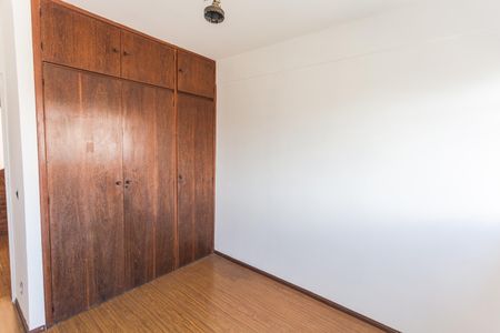 Apartamento para alugar com 105m², 3 quartos e 2 vagasQuarto 2