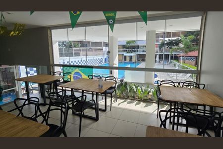 Apartamento à venda com 76m², 2 quartos e 1 vagaÁrea externa