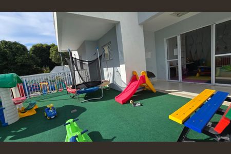 Apartamento à venda com 76m², 2 quartos e 1 vagaÁrea externa