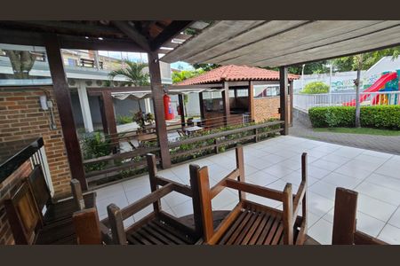 Apartamento à venda com 76m², 2 quartos e 1 vagaÁrea externa