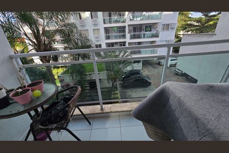 Apartamento à venda com 76m², 2 quartos e 1 vagaVaranda