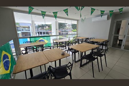 Apartamento à venda com 76m², 2 quartos e 1 vagaÁrea externa