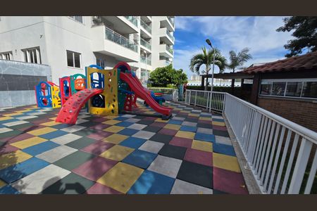 Apartamento à venda com 76m², 2 quartos e 1 vagaÁrea externa