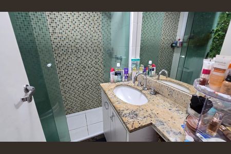 Apartamento à venda com 76m², 2 quartos e 1 vagaBanheiro