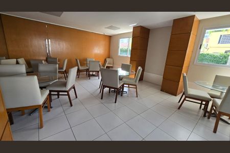 Apartamento à venda com 76m², 2 quartos e 1 vagaÁrea externa