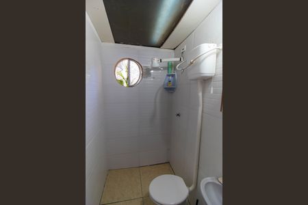 Casa à venda com 480m², 5 quartos e 4 vagas Casa à venda com 480m², 5 quartos e 4 vagasBanheiro da Suíte 1