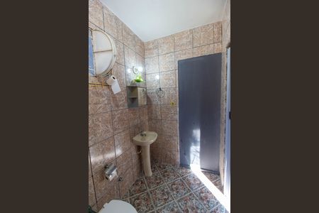 Casa à venda com 480m², 5 quartos e 4 vagas Casa à venda com 480m², 5 quartos e 4 vagasBanheiro da Suíte 3