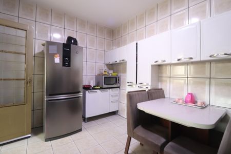 Casa para alugar com 140m², 3 quartos e 3 vagasCozinha