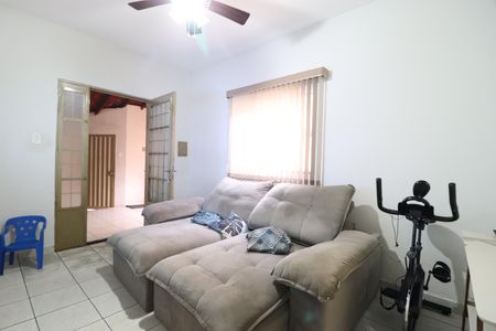 Sala de casa para alugar com 3 quartos, 140m² em Jardim Europa, Uberlândia