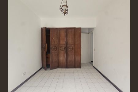 Apartamento para alugar com 110m², 3 quartos e 1 vaga Apartamento para alugar com 110m², 3 quartos e 1 vagaQuarto 3 - Armários